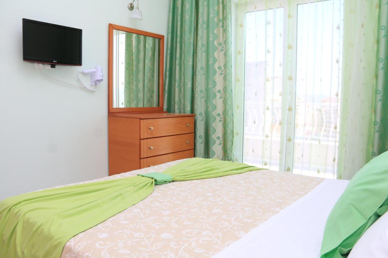Isabela Apartments Sarandë 外观 照片