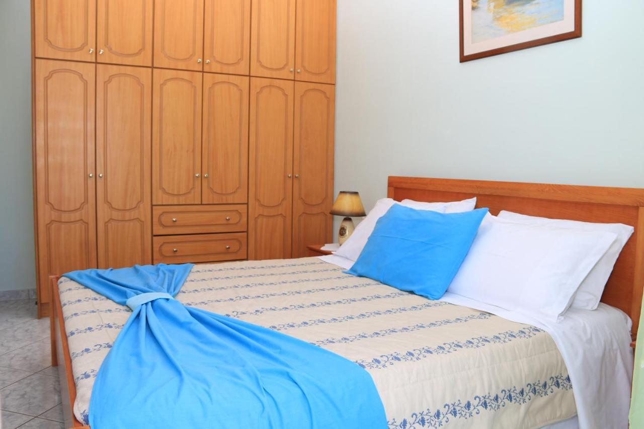 Isabela Apartments Sarandë 外观 照片